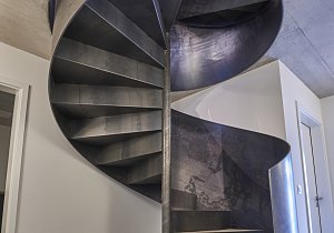 201218-LOC-RitterTechnik-Treppe-004-Druck